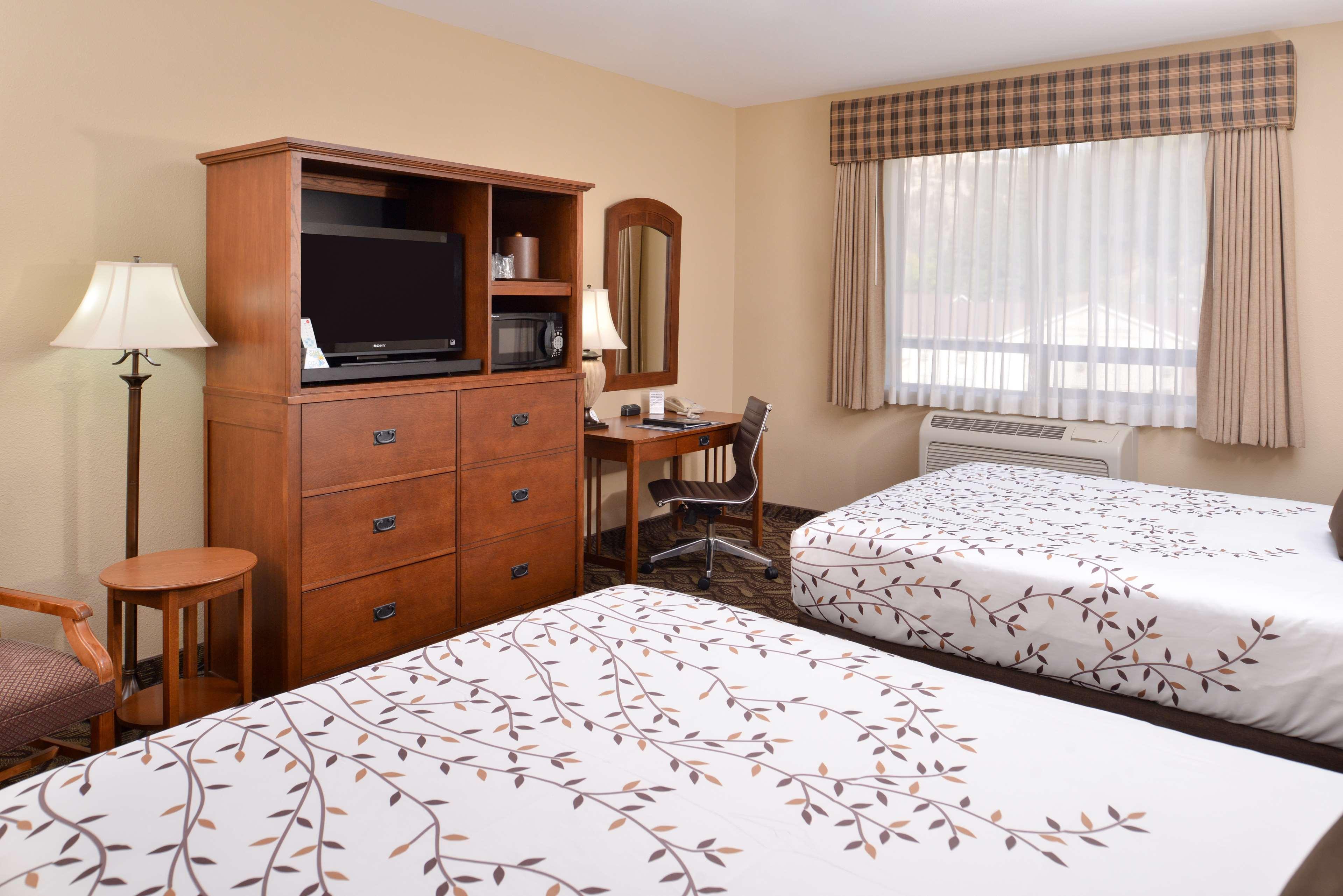Best Western Lodge At River'S Edge Orofino Екстериор снимка