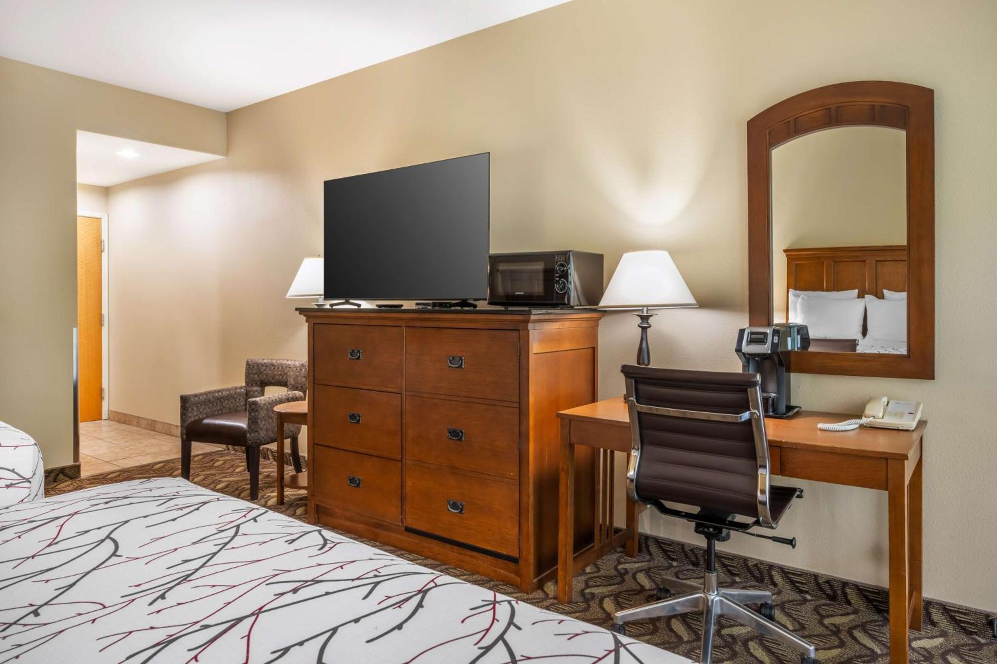 Best Western Lodge At River'S Edge Orofino Екстериор снимка