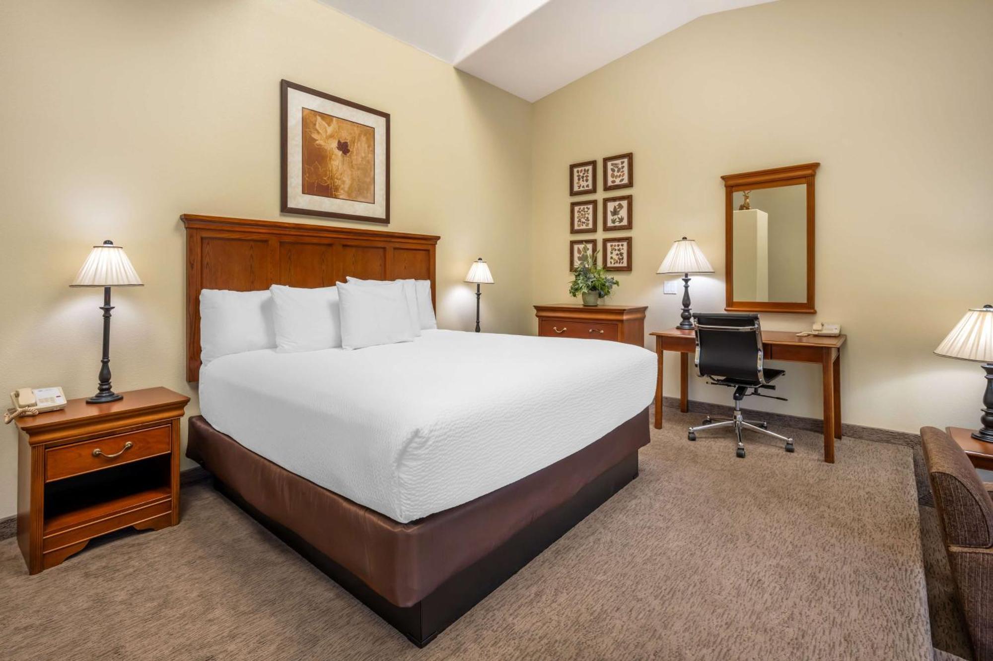 Best Western Lodge At River'S Edge Orofino Екстериор снимка