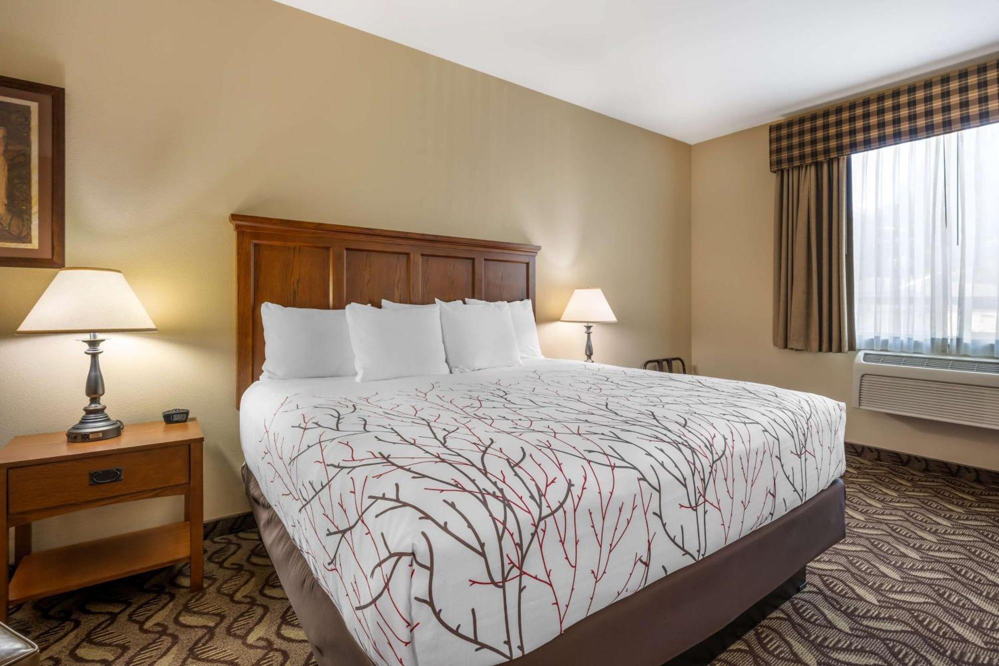 Best Western Lodge At River'S Edge Orofino Екстериор снимка