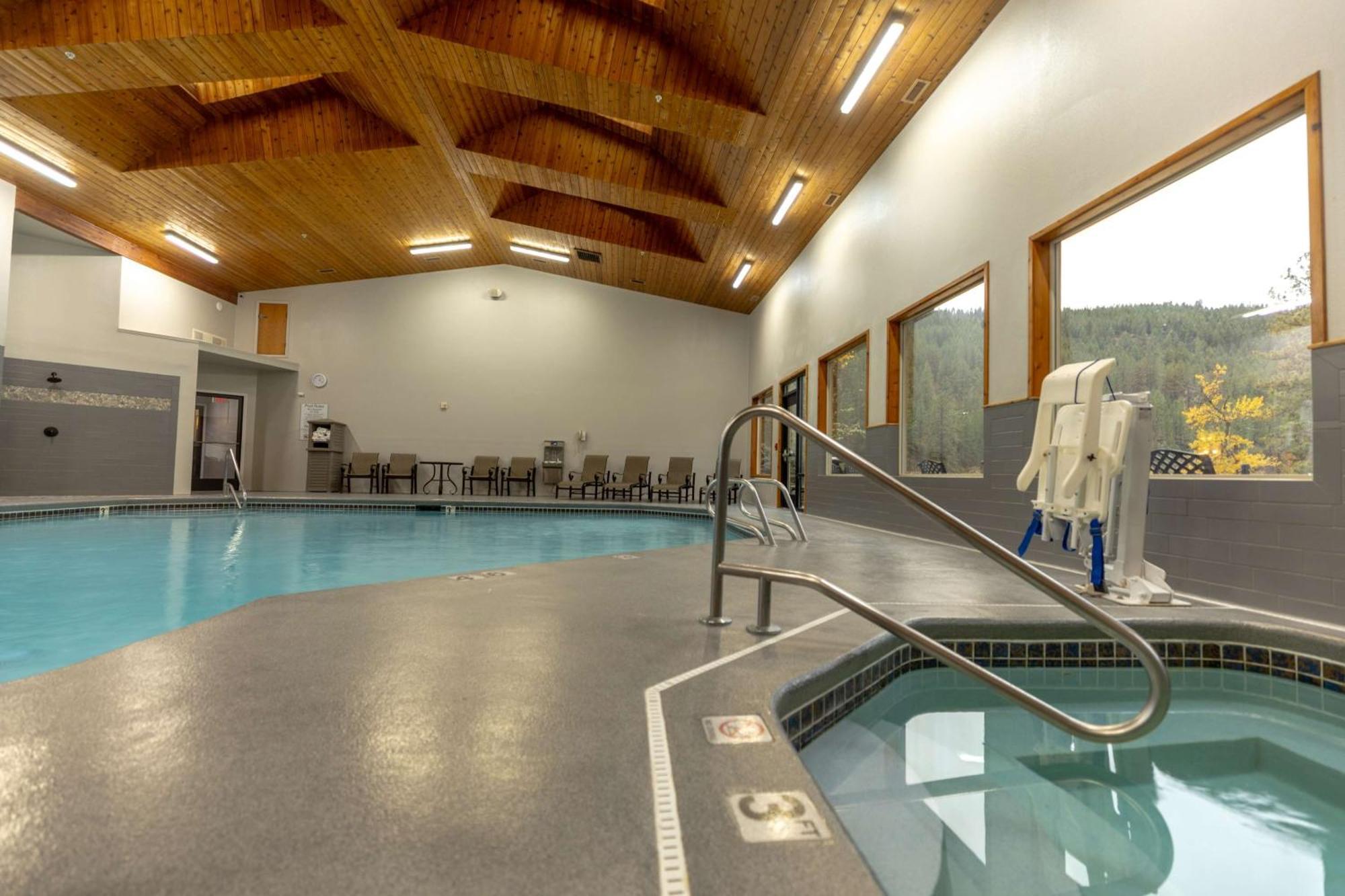 Best Western Lodge At River'S Edge Orofino Екстериор снимка